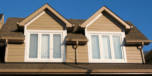 inspect siding and paint of homes exterior